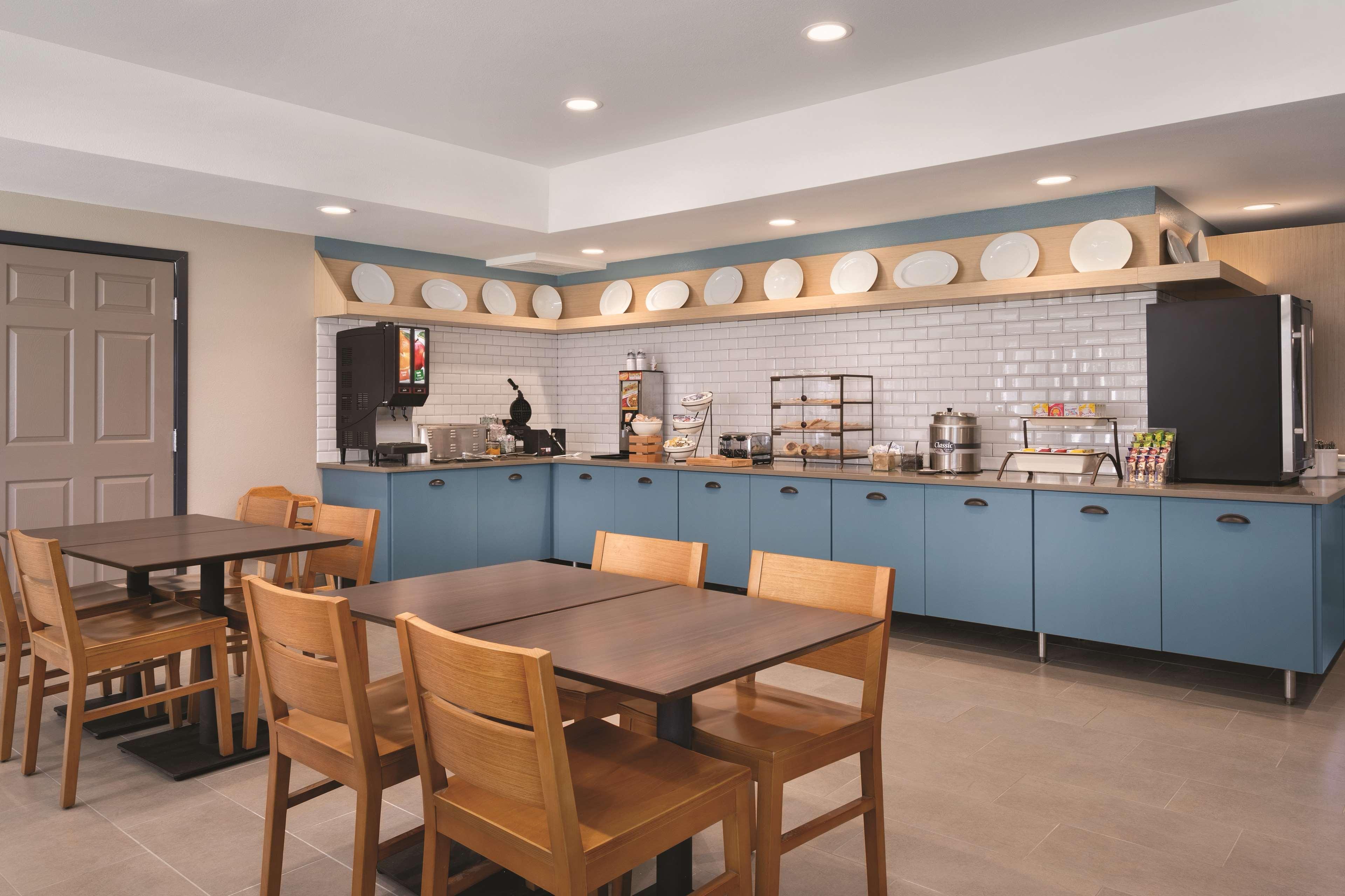 Country Inn & Suites By Radisson, Detroit Lakes, Mn Екстериор снимка